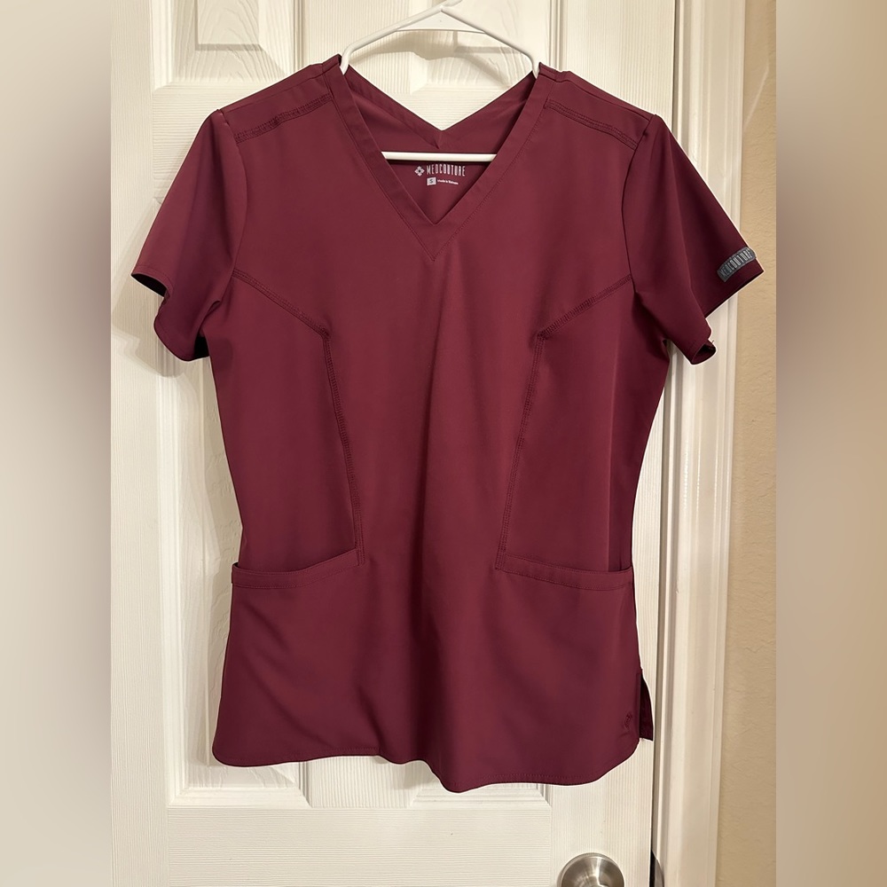 MedCouture burgundy scrub set. Size small. Like new, except sharpie stain